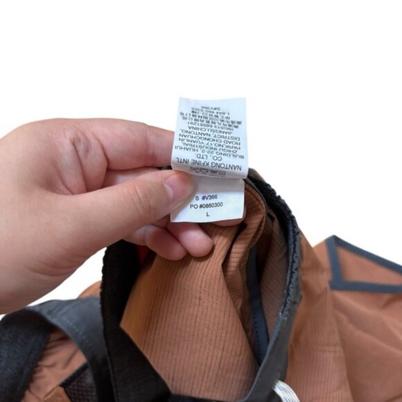 Vuori Men 5" Shorts Size L - Picture 5 of 7